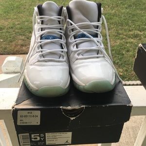 Retro Jordan legend blue 11s